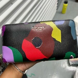 Kate Spade ♠️ spencer floral collage wallet